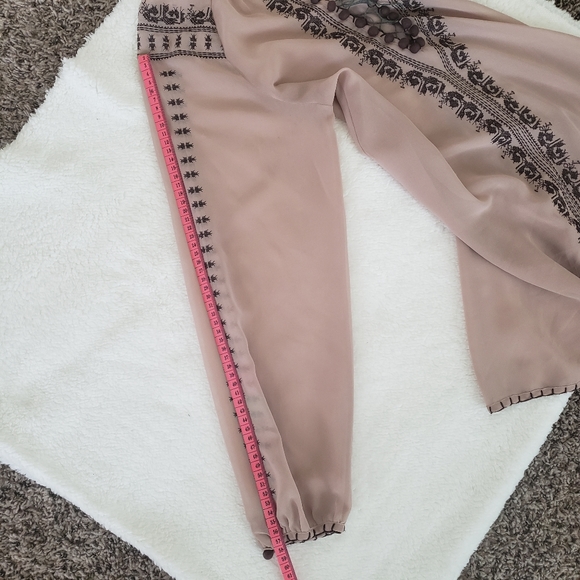 BCBGMaxazria tunic size 0 long sleeve old pink color - Picture 9 of 11